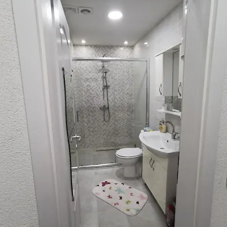 Ain Naum Apartament