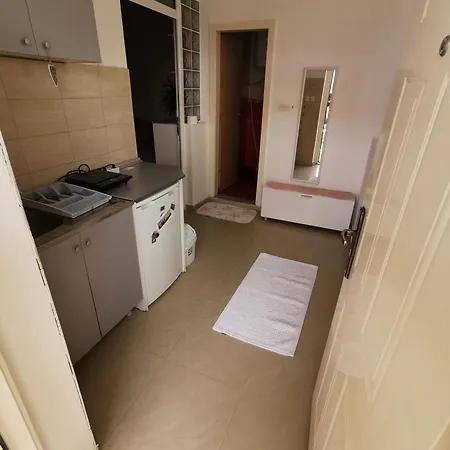 Ain Naum Apartament *